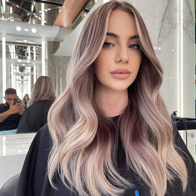 Long Wavy Wig Middle Part Heat Resistant for Daily Party Use